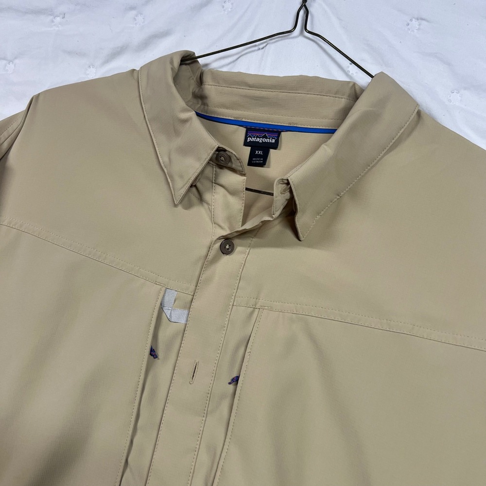 Patagonia Mens XXL LS Fishing Shirt Tan Khaki Ripstop Pockets Trout Logo